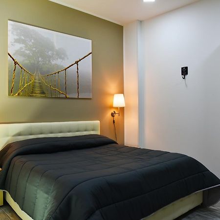 Bed and Breakfast La Dolce Vita Salerno Exterior foto