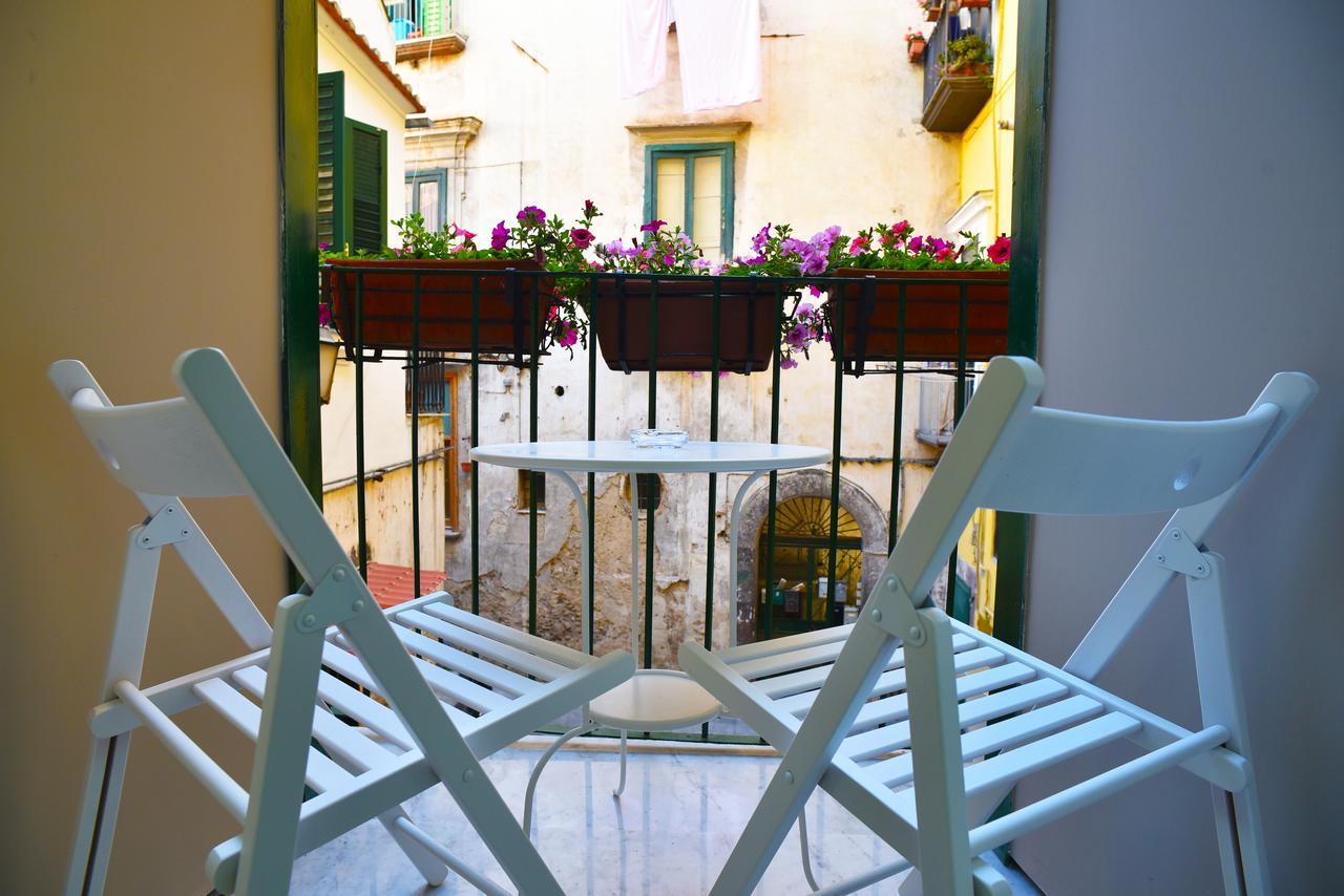 Bed and Breakfast La Dolce Vita Salerno Exterior foto