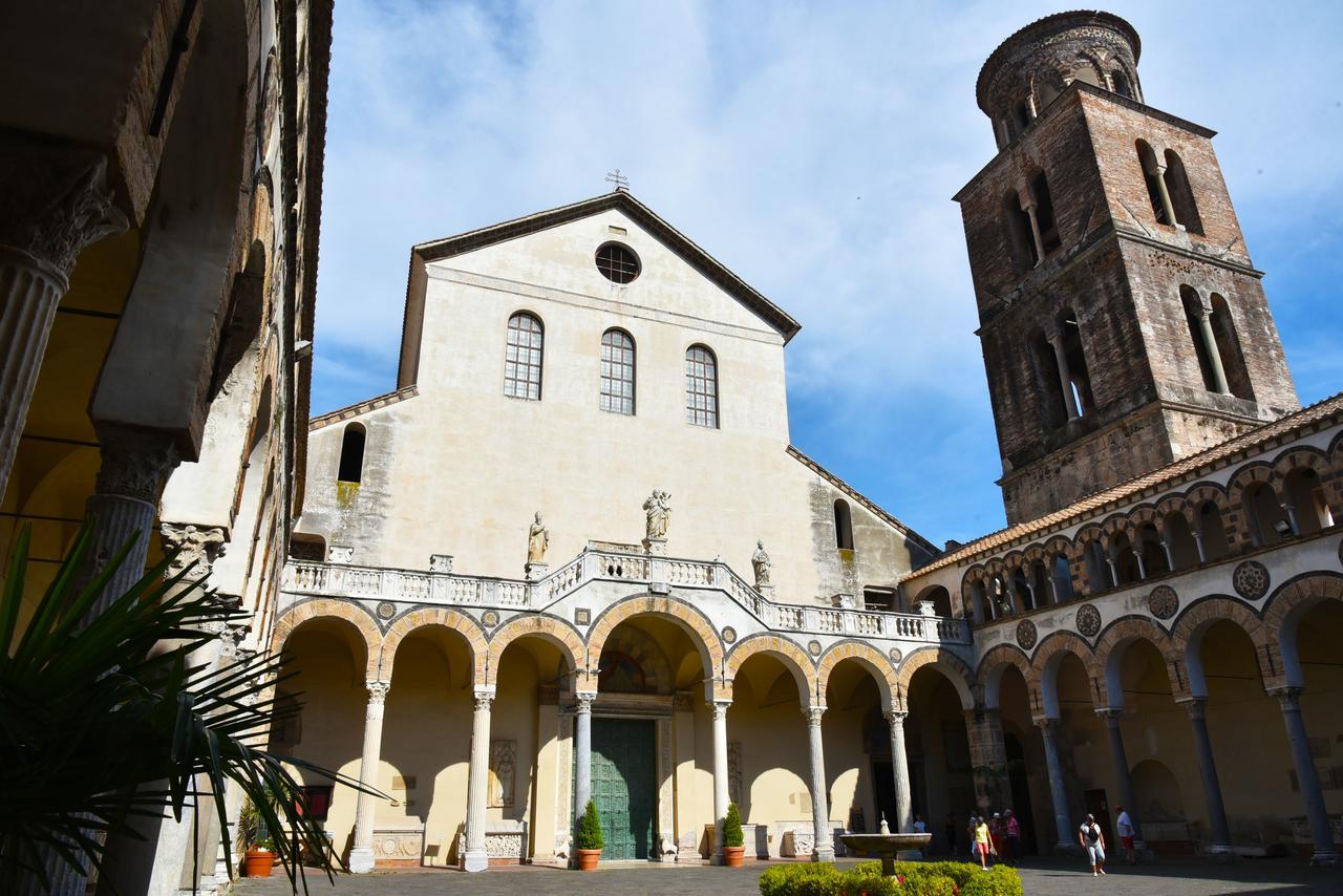 Bed and Breakfast La Dolce Vita Salerno Exterior foto