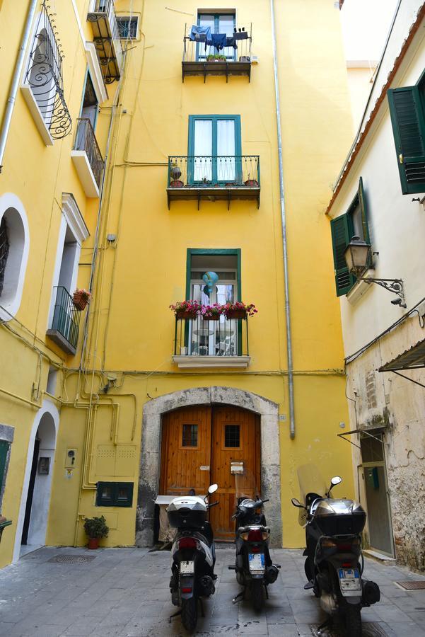 Bed and Breakfast La Dolce Vita Salerno Exterior foto